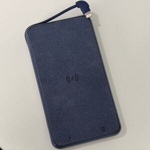 Mophie 10,000mAh Wireless Charging Power Bank